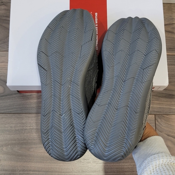 PROPET Men's Grey Slip On Shoes - US 10.5 - Picture 6 of 8